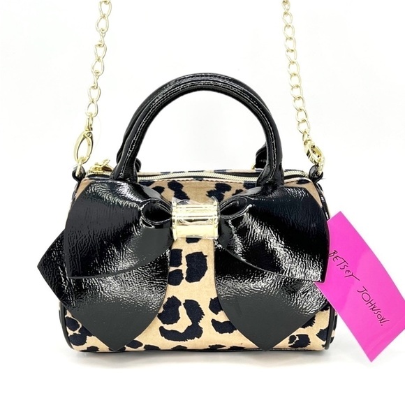 Betsey Johnson Bownanza Mini Crossbody Bag Cheetah Velvet Black Bow New NWT - Picture 1 of 13